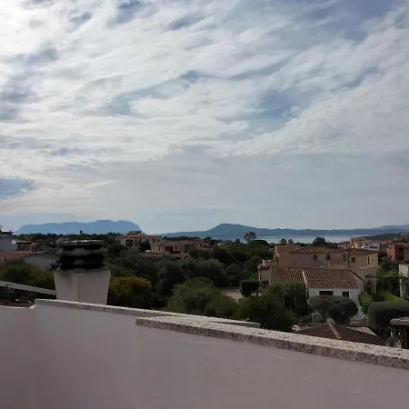 Attico Al Primo Piano Quadrilocale, Pittulongu Holiday home Olbia